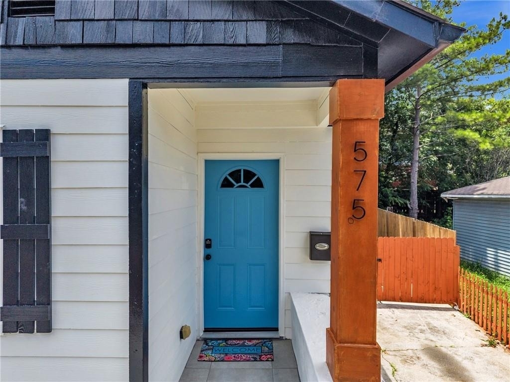 575 Martin Street Se - Photo 2