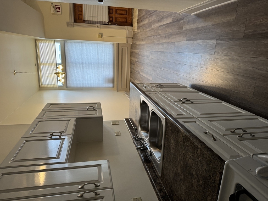 204 E Washington Street - Photo 5