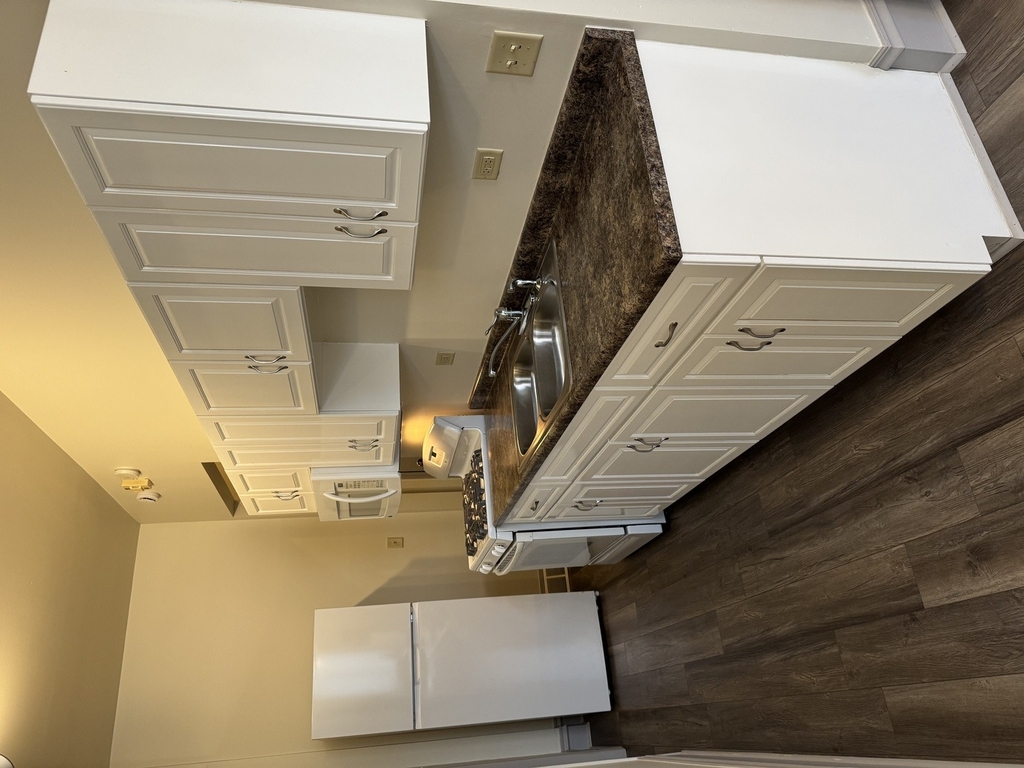 204 E Washington Street - Photo 4