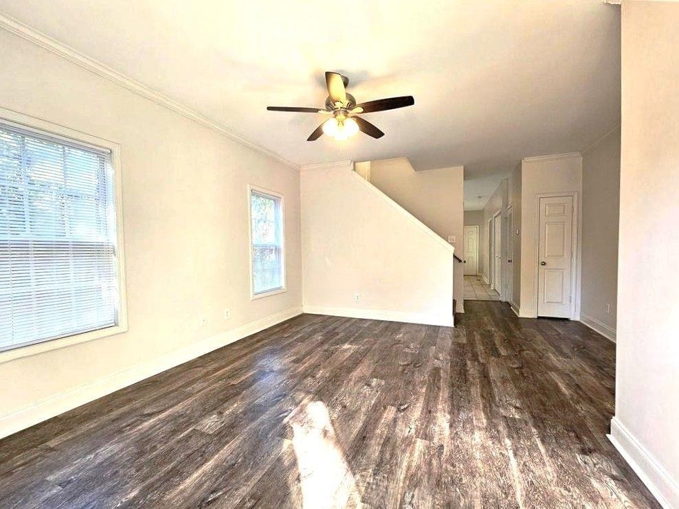 718 N Evelyn Place Nw - Photo 0