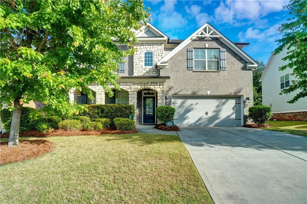 633 Leland Parkway - Photo 0