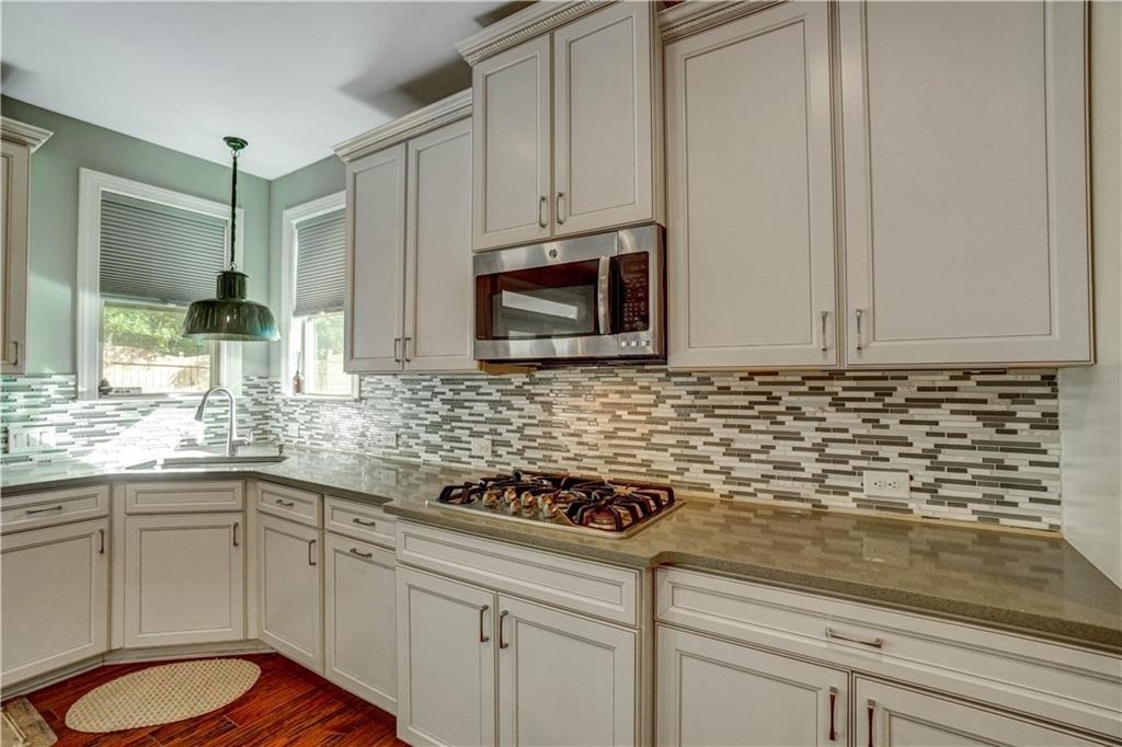 633 Leland Parkway - Photo 16