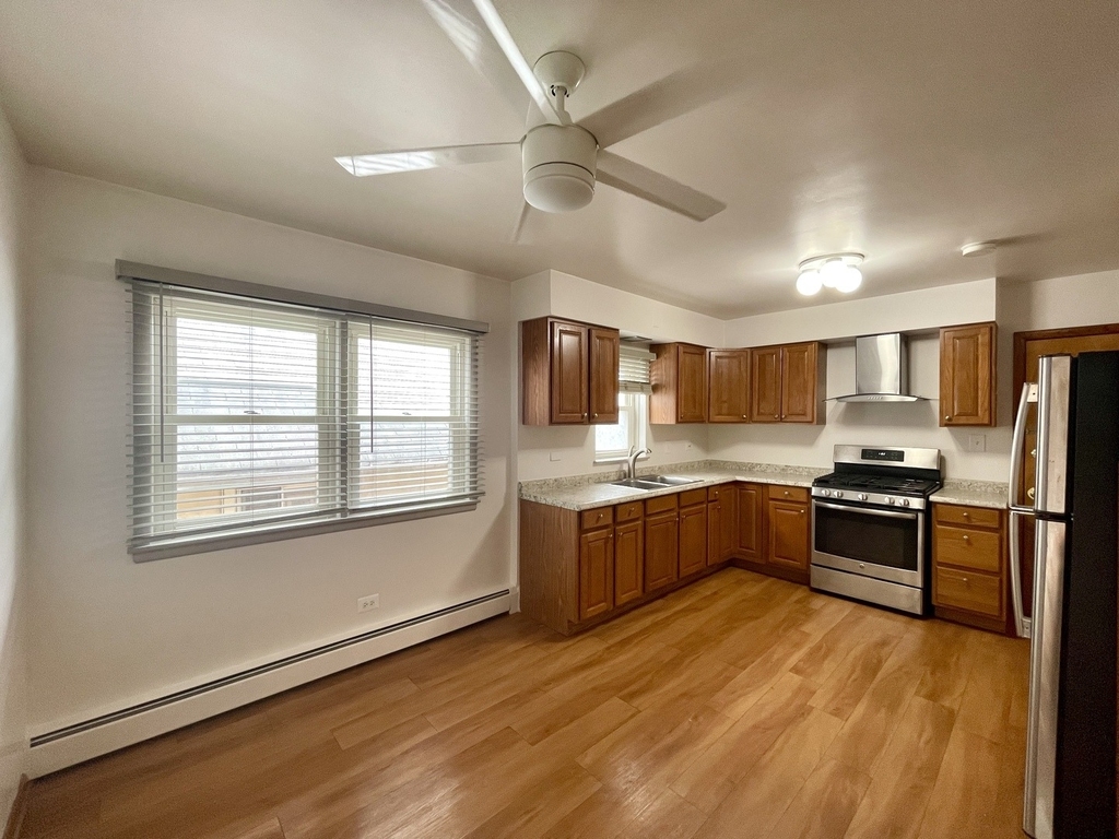 1225 Marengo Avenue - Photo 10