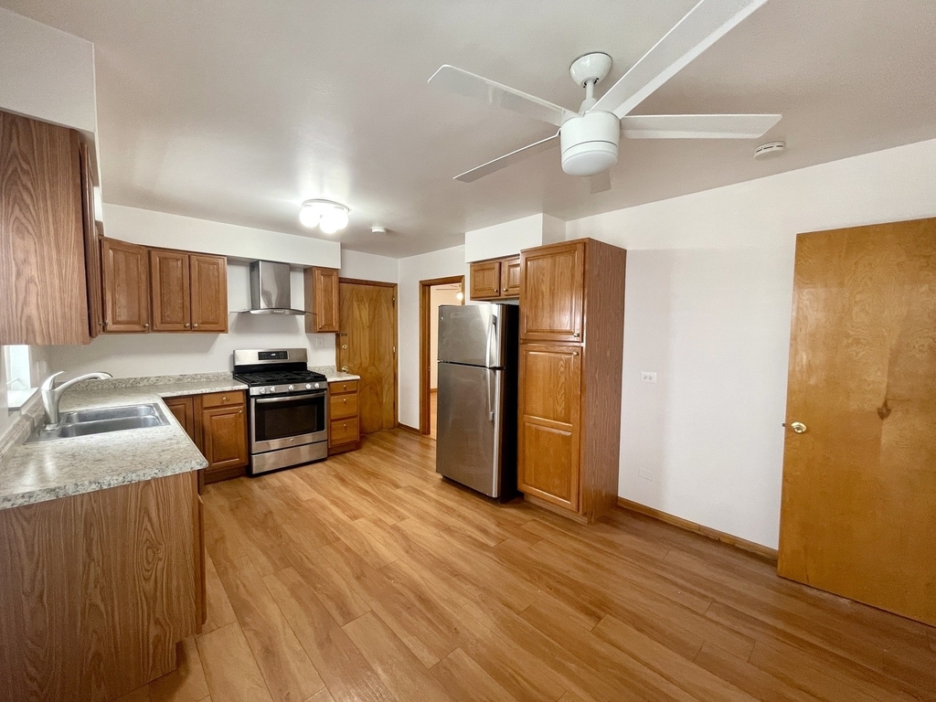 1225 Marengo Avenue - Photo 11