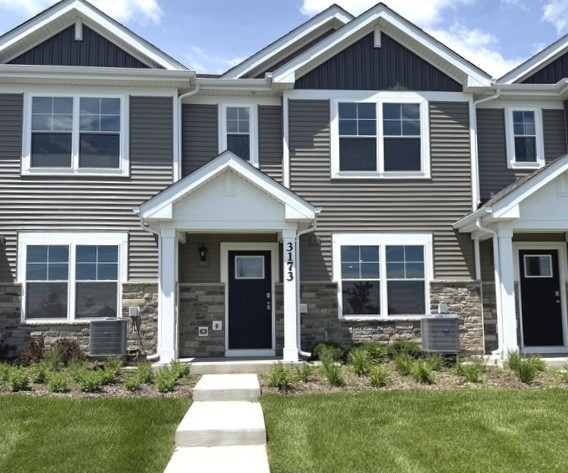 3173 Grande Trail - Photo 0