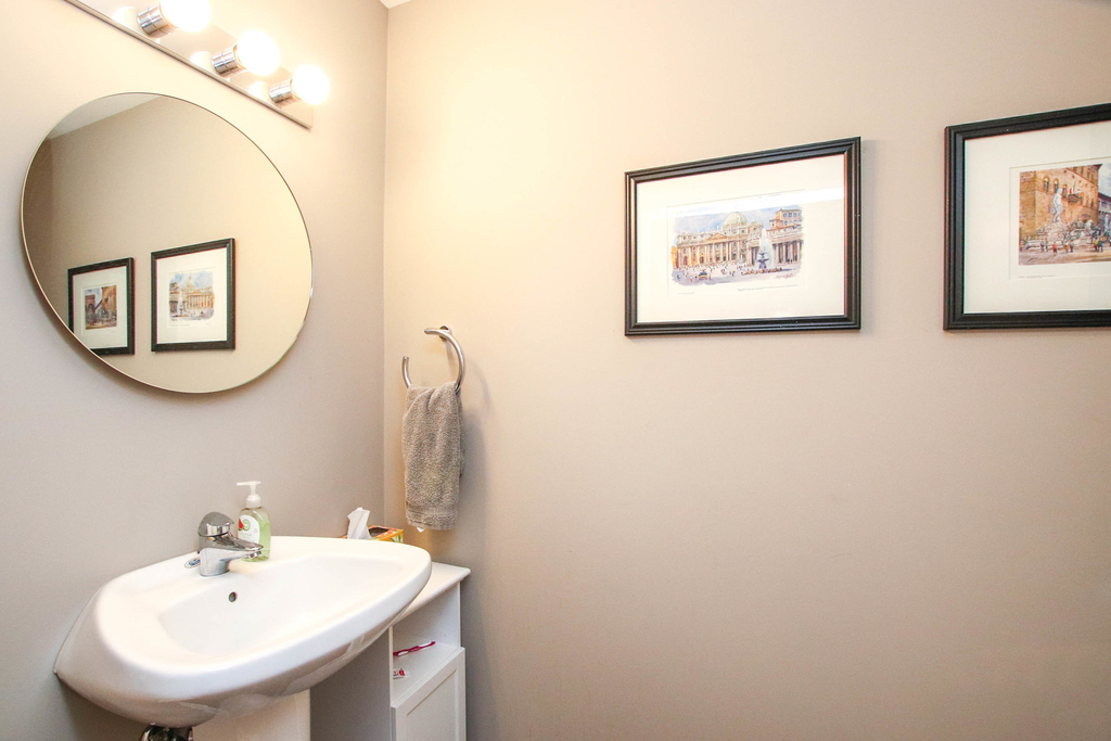 653 N Kingsbury Street - Photo 17