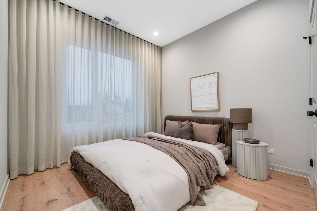 6633 N Milwaukee Avenue - Photo 33
