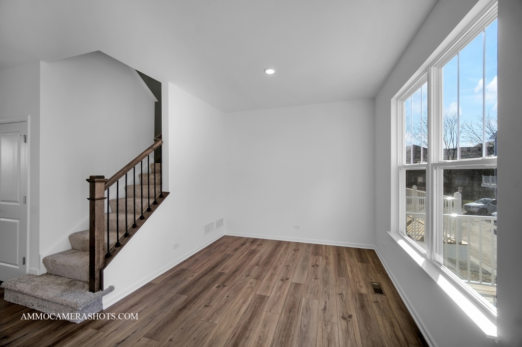 512 Wolverine Drive - Photo 7