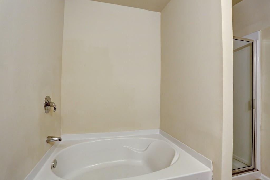 5624 Moresby Court - Photo 18