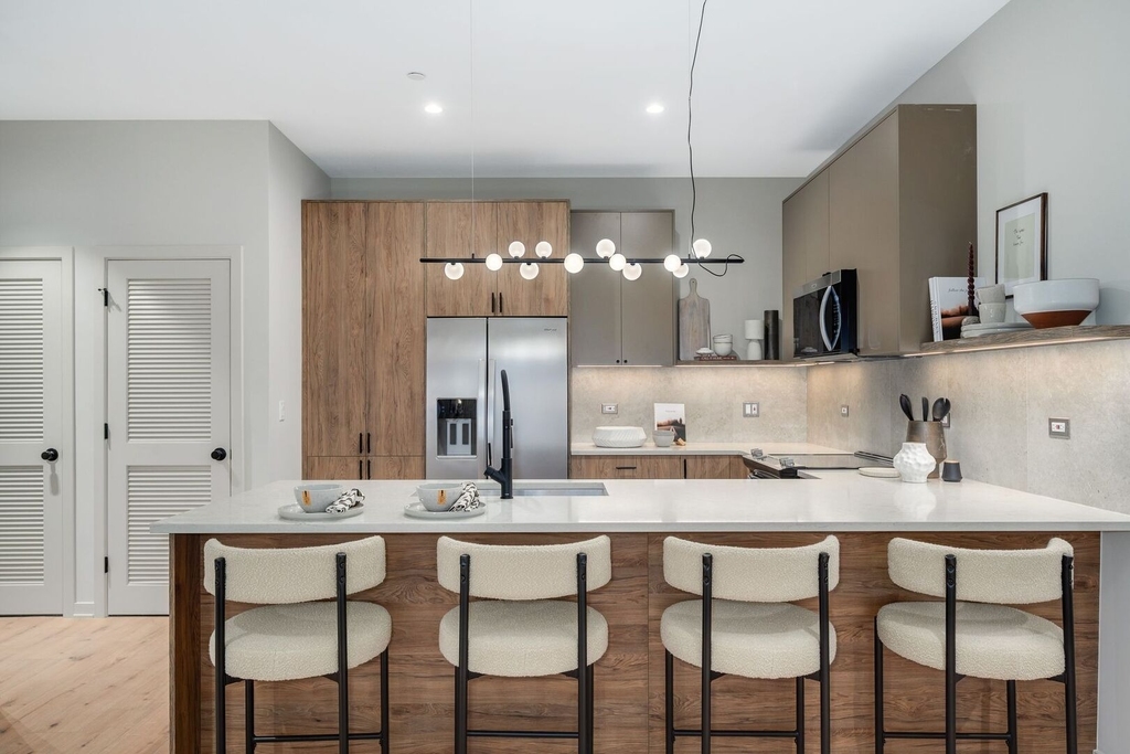 6633 N Milwaukee Avenue - Photo 15