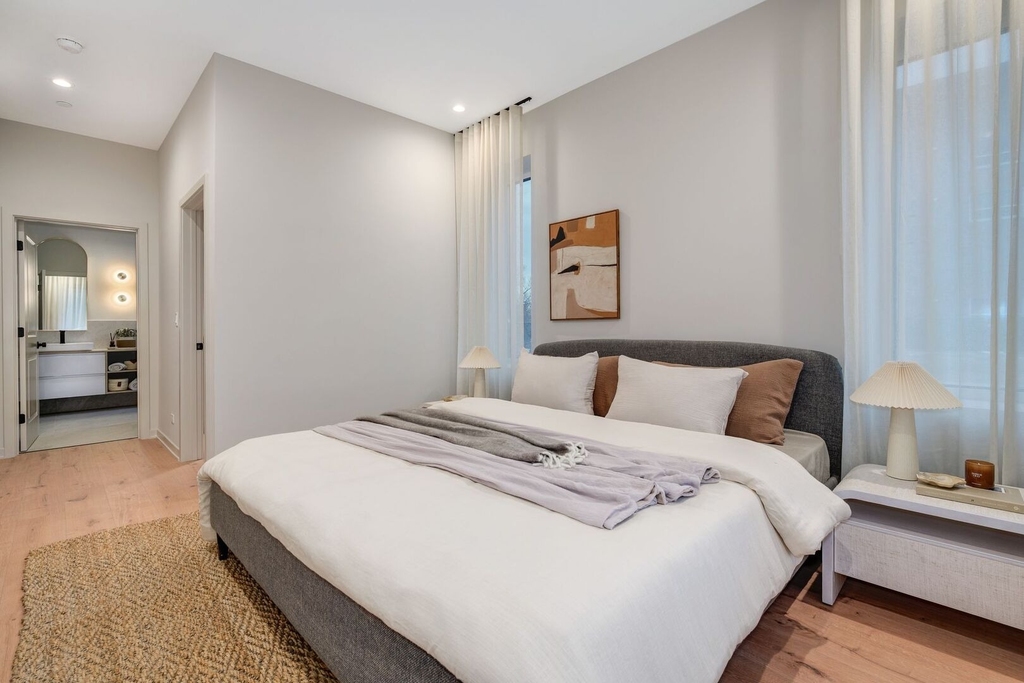 6633 N Milwaukee Avenue - Photo 19