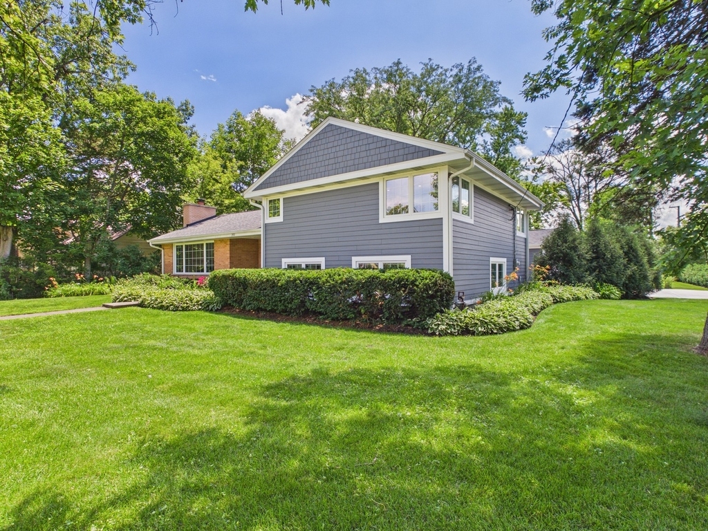 201 E Olive Avenue - Photo 2