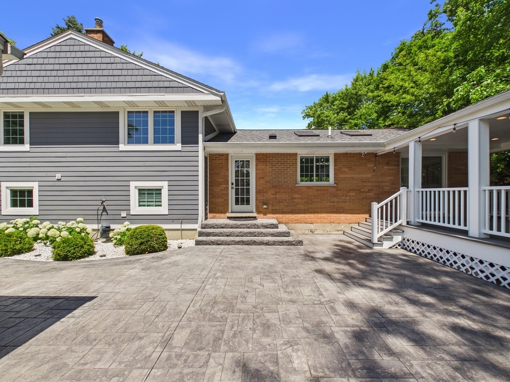 201 E Olive Avenue - Photo 63