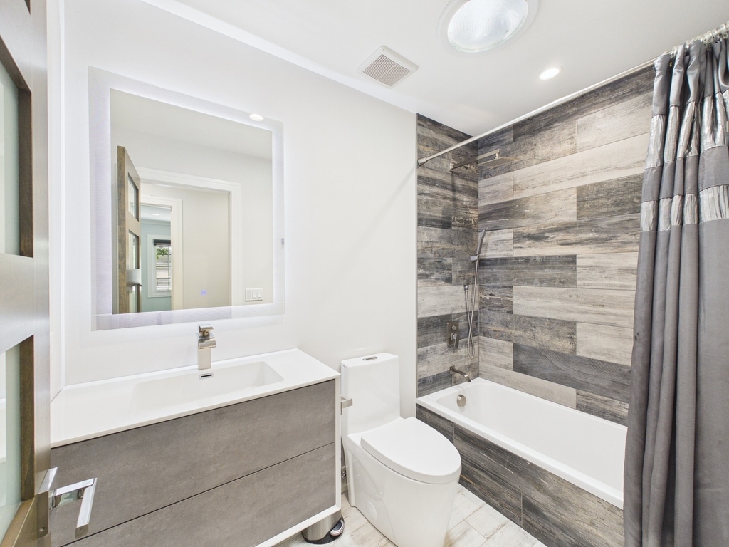 201 E Olive Avenue - Photo 45
