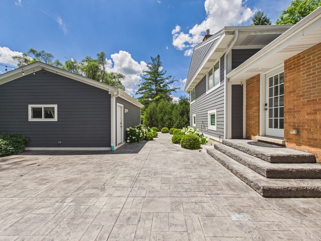 201 E Olive Avenue - Photo 64