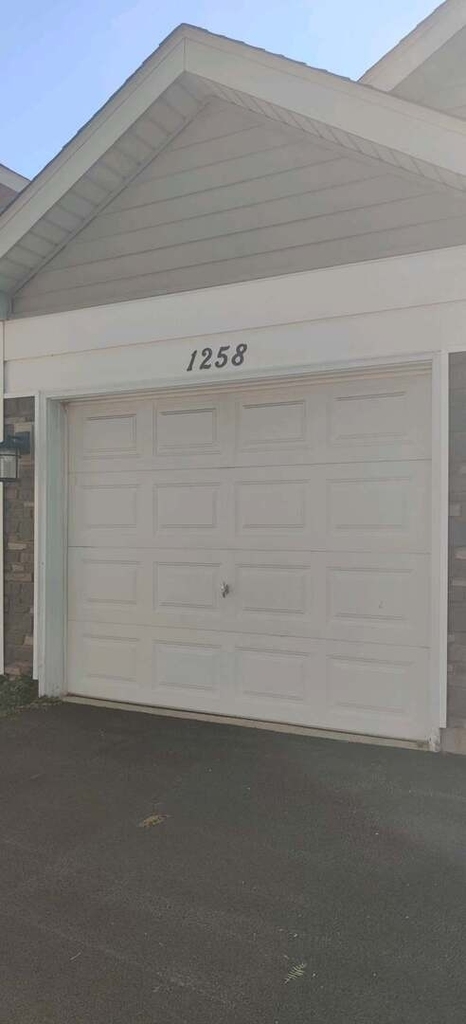 1258 Cranbrook Drive - Photo 0