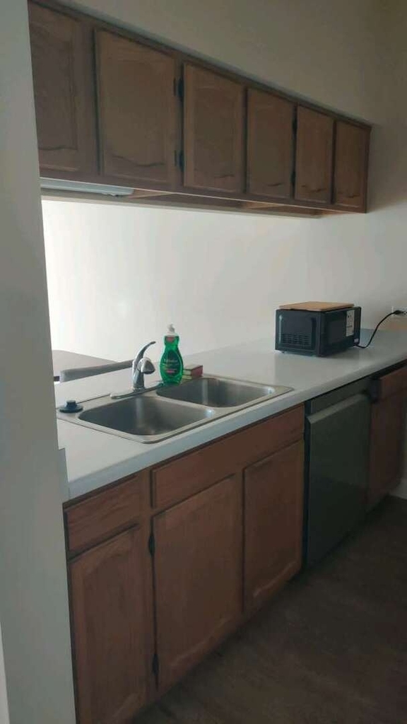 1258 Cranbrook Drive - Photo 4