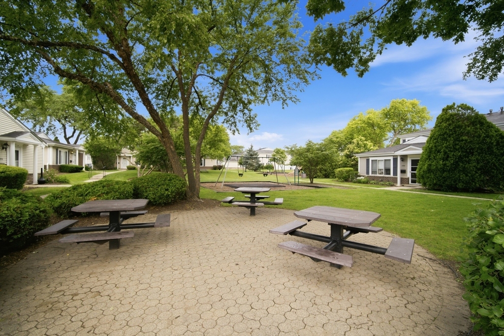 1180 Cove Drive - Photo 15