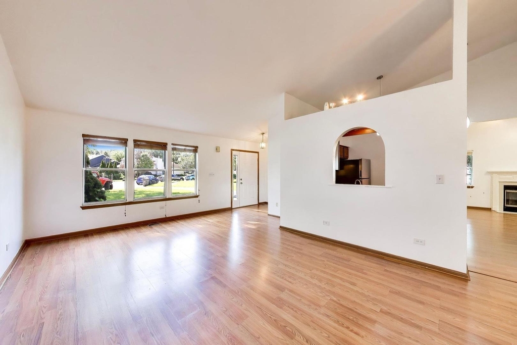 362 Chaparral Circle - Photo 4