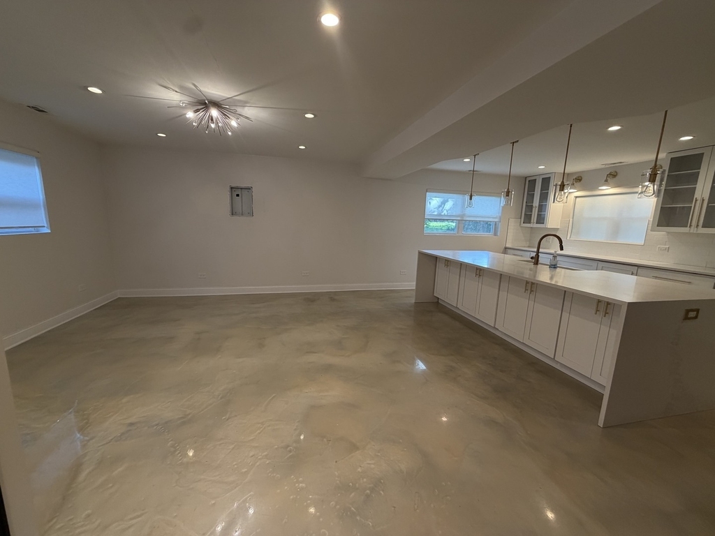 4532 Pershing Avenue - Photo 10