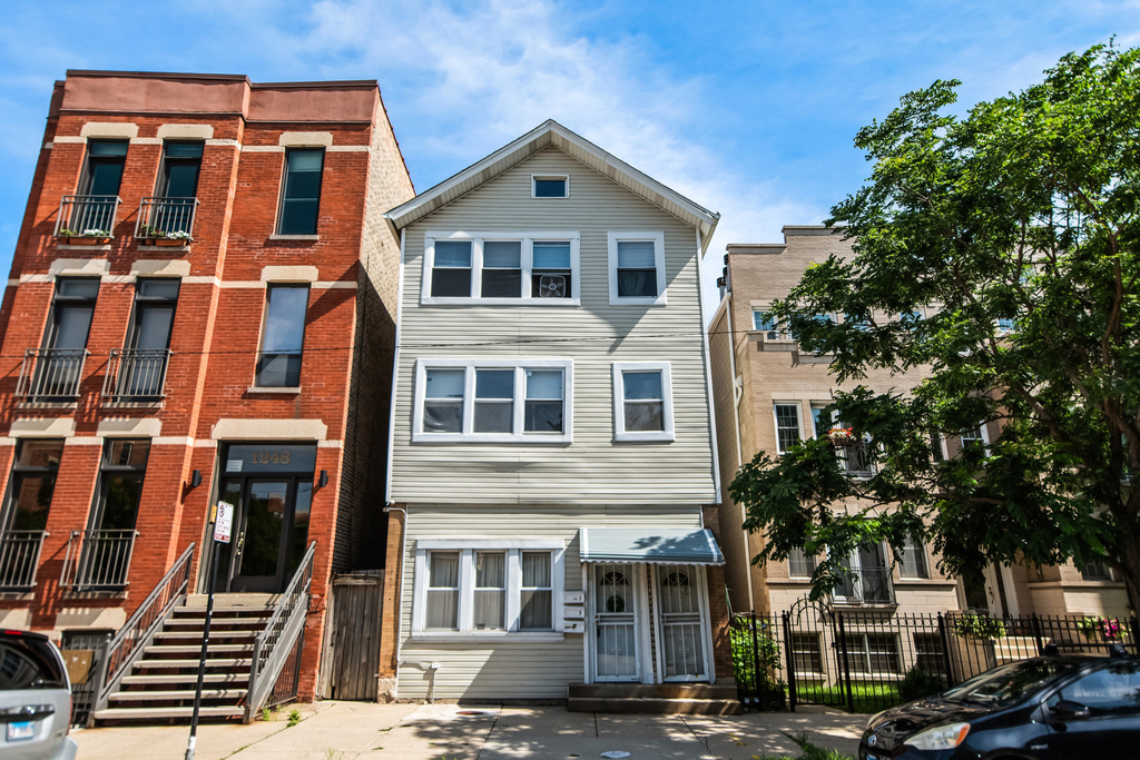1246 W Ohio Street - Photo 0
