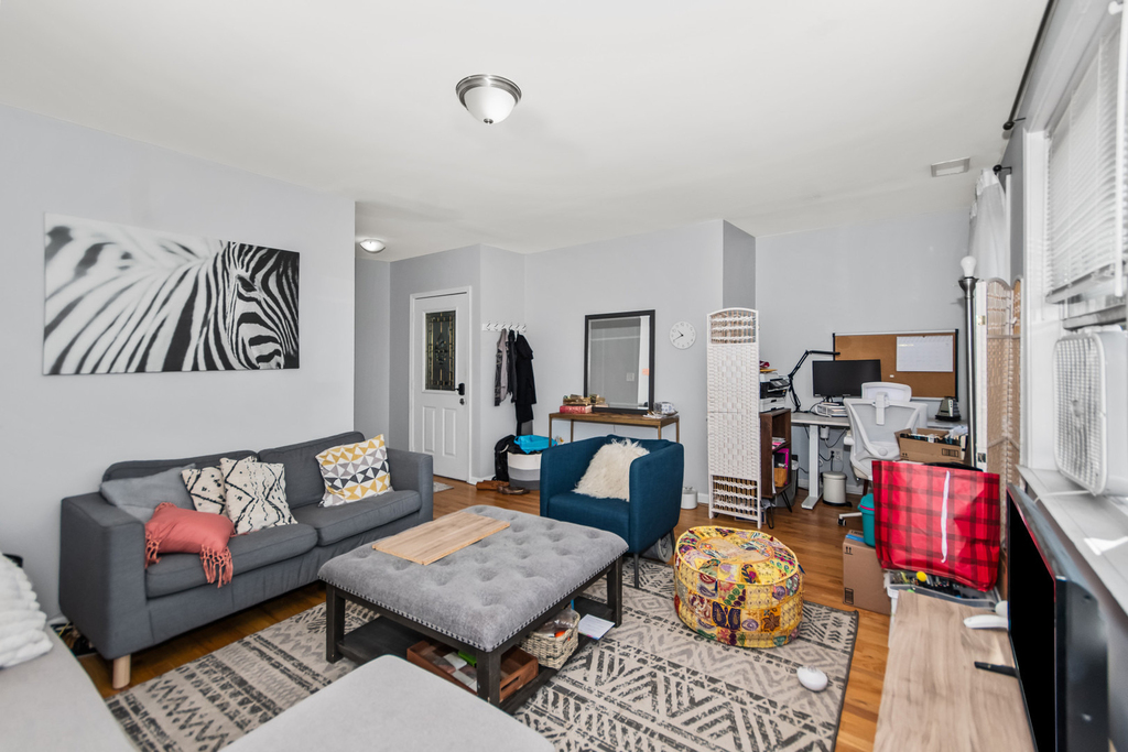 1246 W Ohio Street - Photo 2
