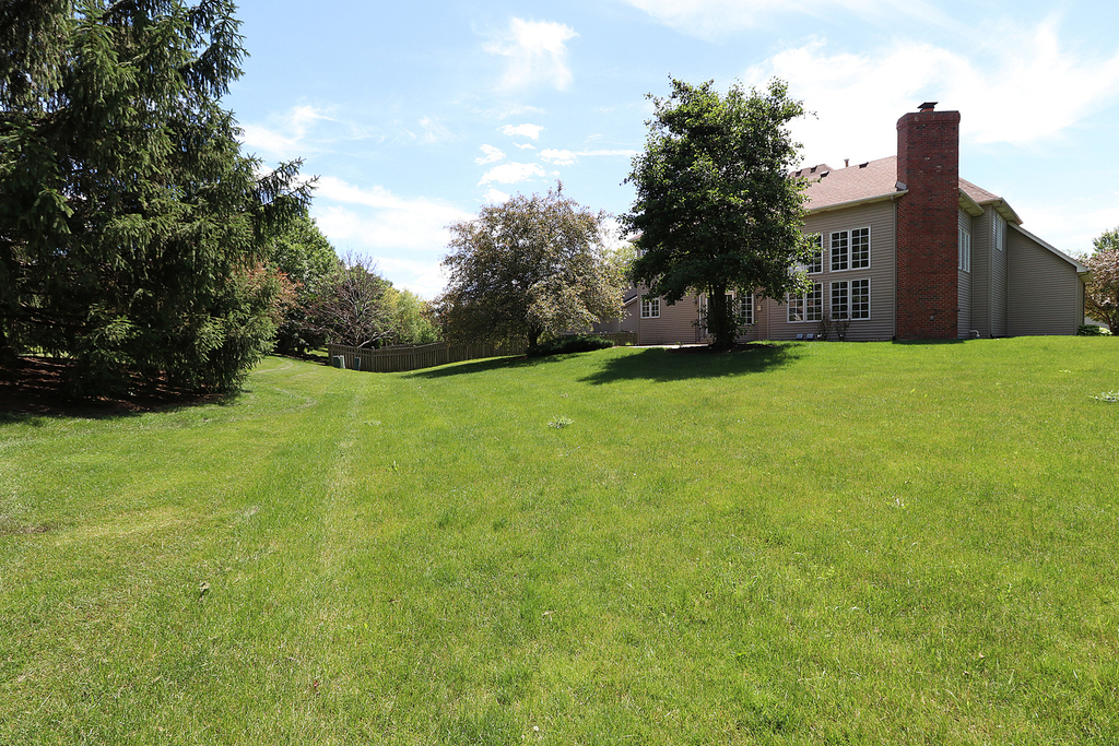 26025 Whispering Woods Circle - Photo 37