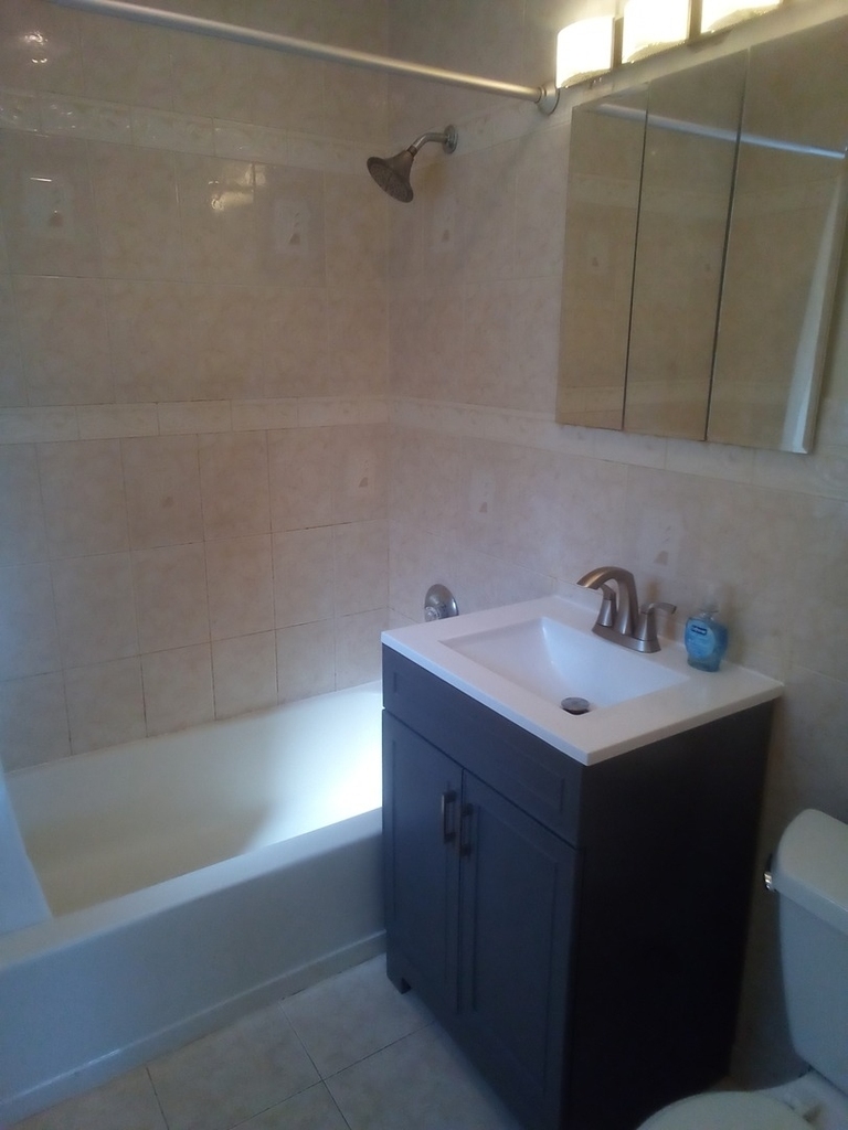 835 Ridge Avenue - Photo 8