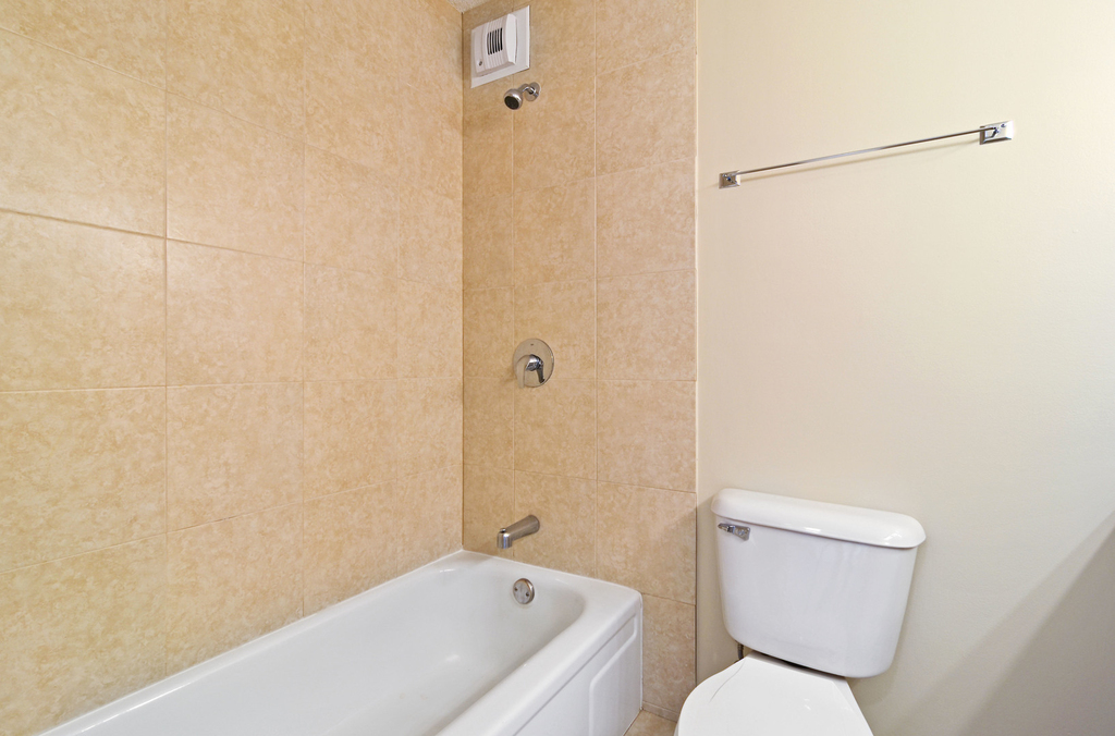 405 N Wabash Avenue - Photo 8