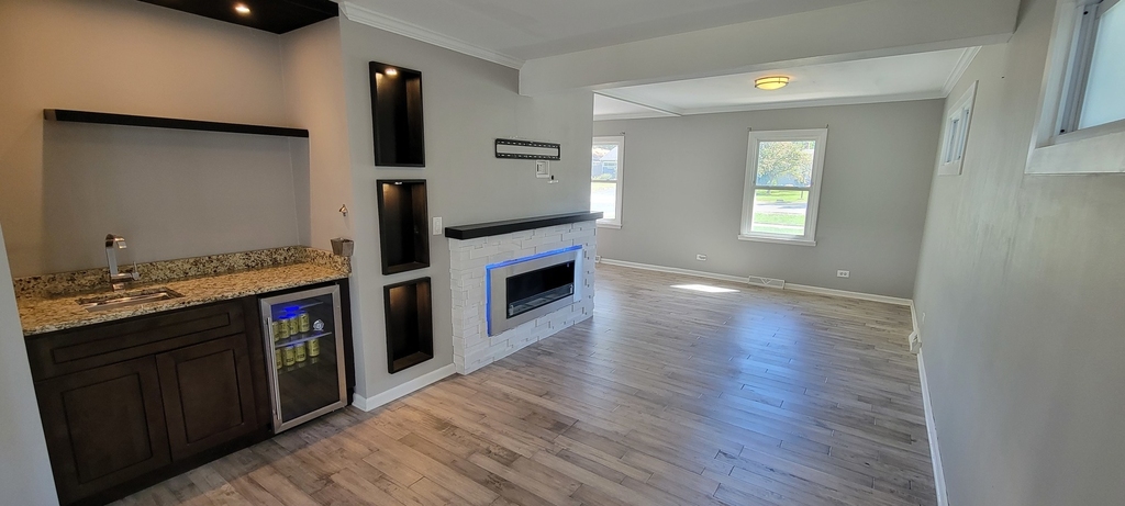 1110 S Chase Street - Photo 1