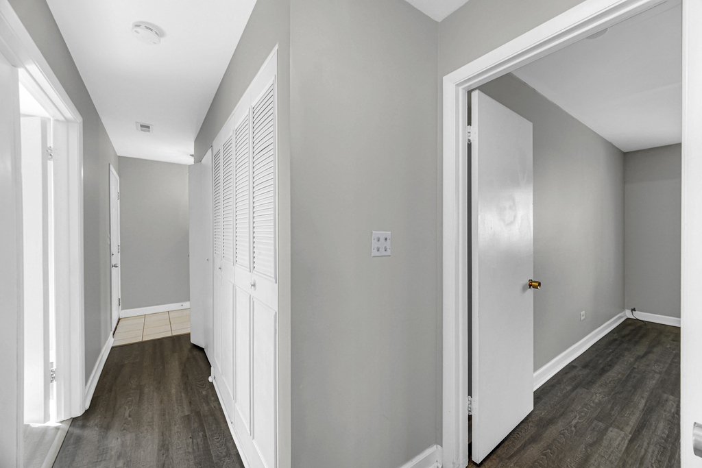 847 Oxford Place - Photo 21