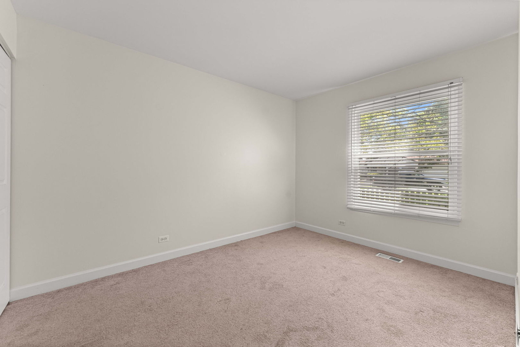 352 Danbury Drive - Photo 11