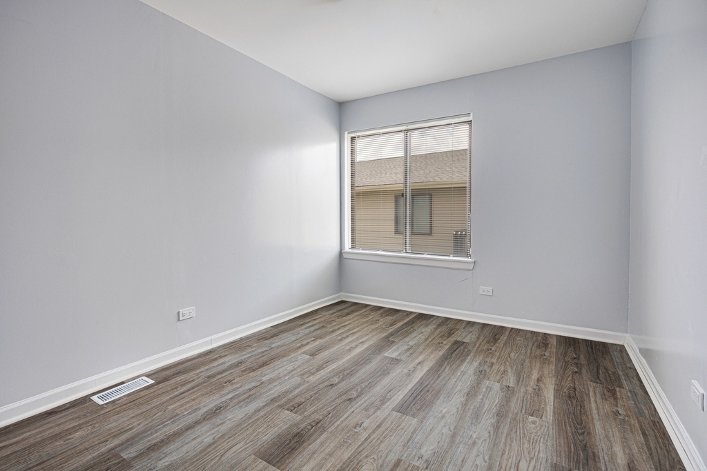 7557 Bristol Lane - Photo 13