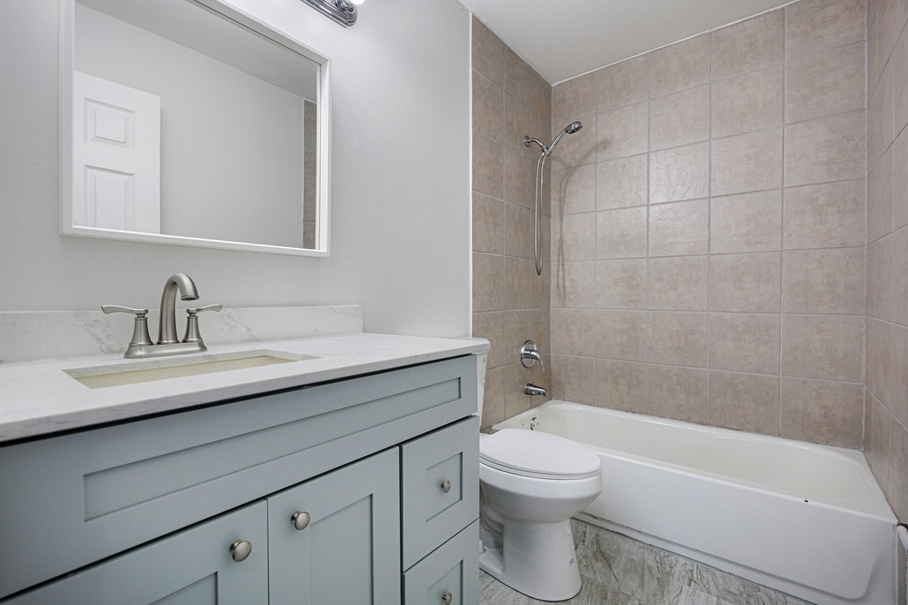 7557 Bristol Lane - Photo 11