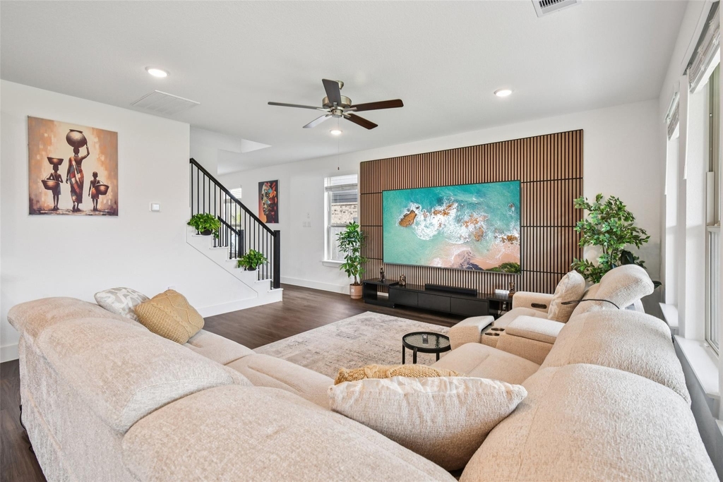 4806 Sand Clouds Drive - Photo 8