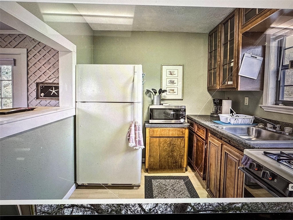 120 5th Street - Photo 3