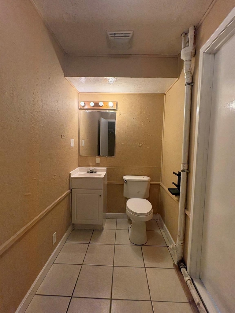200 Gaines Street - Photo 8