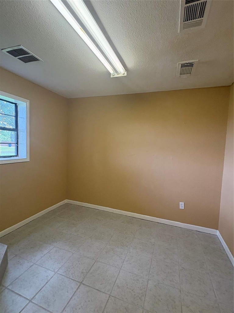 200 Gaines Street - Photo 10