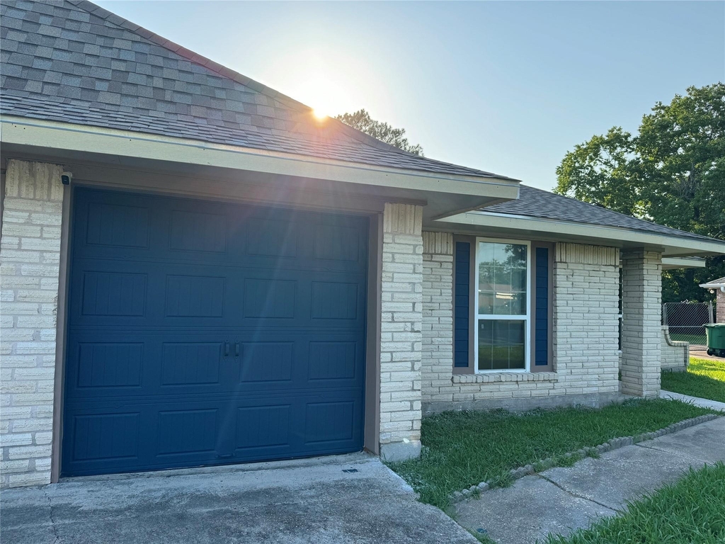 12707 Nyack Drive - Photo 1