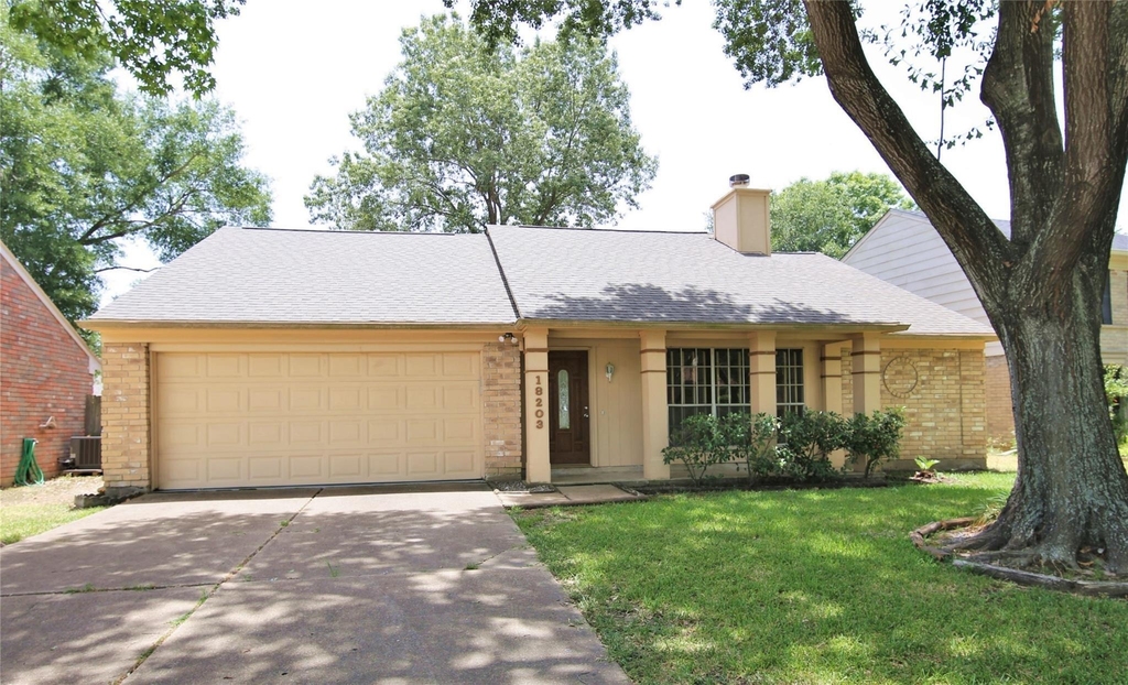 18203 Brooknoll Drive - Photo 0