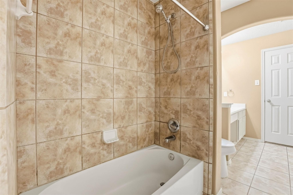9618 Red Rugosa Drive - Photo 17