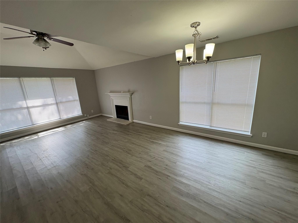 3006 Fort Stockton Drive - Photo 2