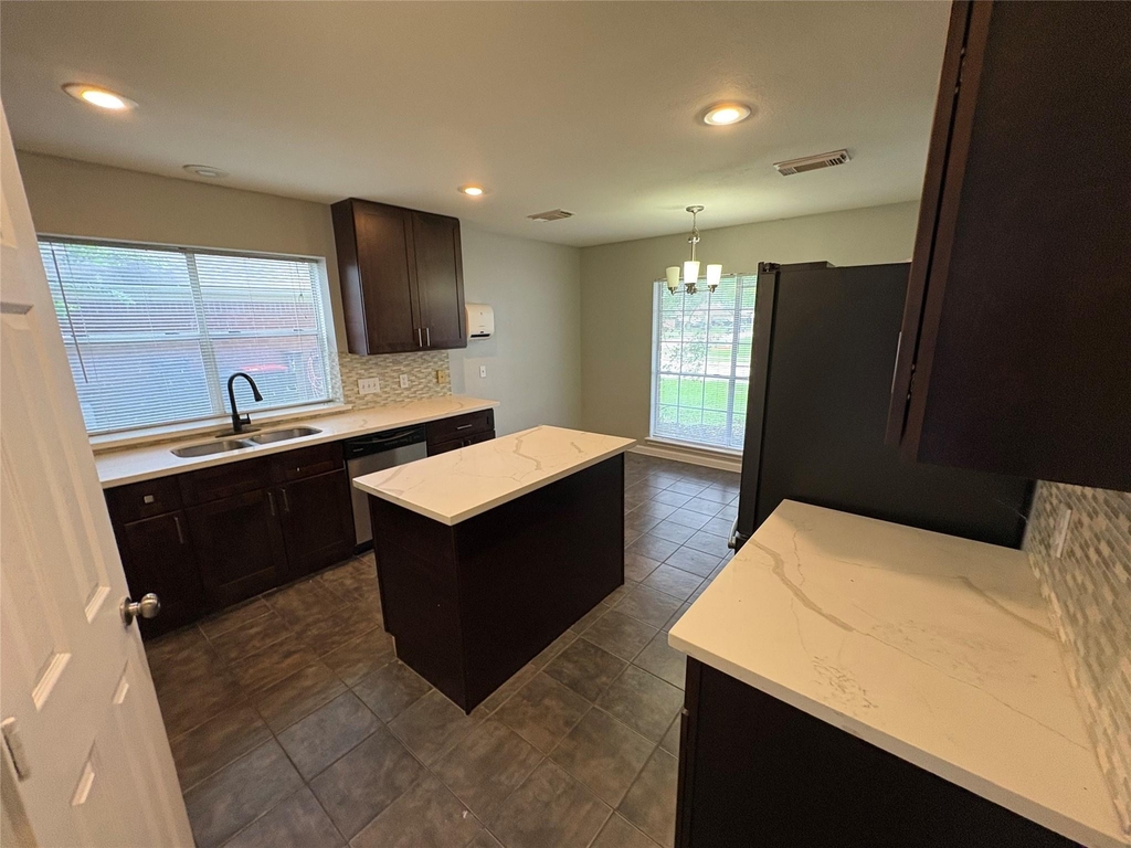 3006 Fort Stockton Drive - Photo 3