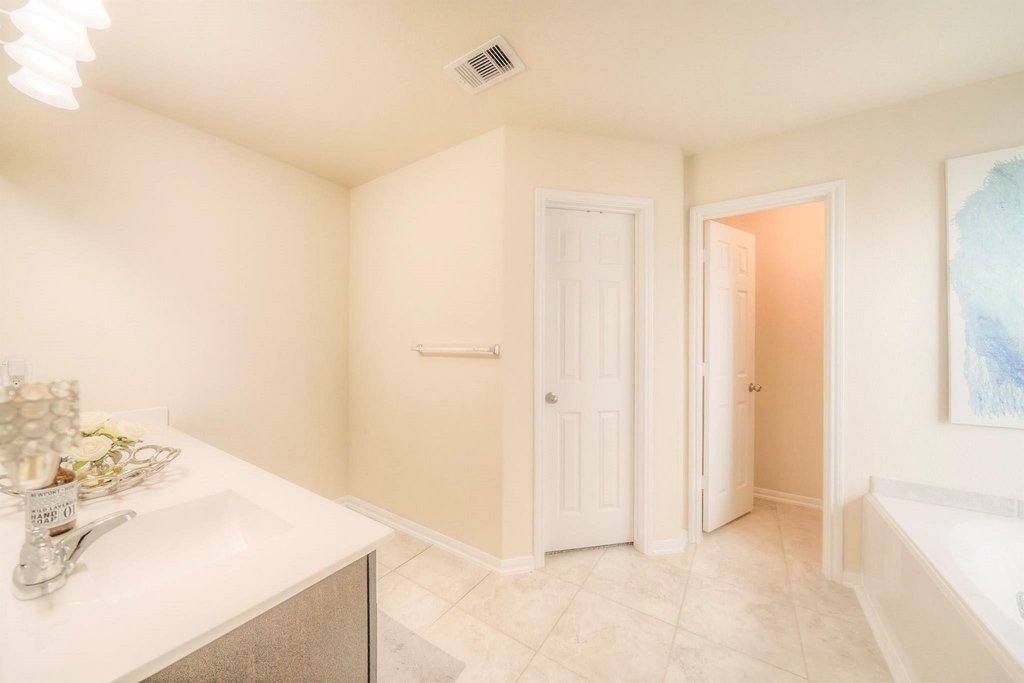 2311 Bright Sunrise Trail - Photo 19