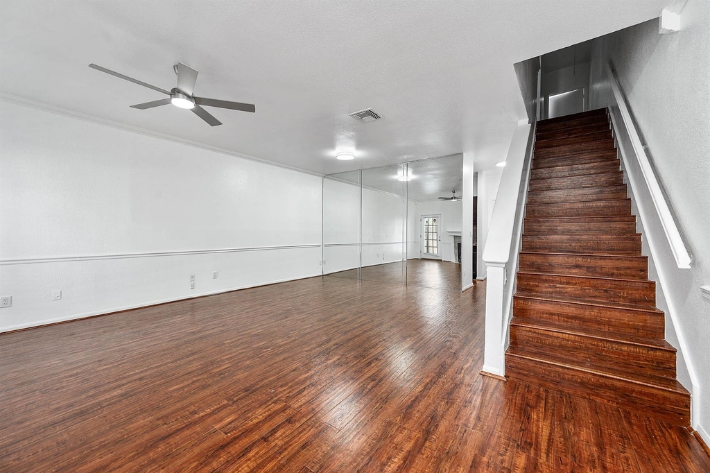 6000 Reims Road - Photo 4