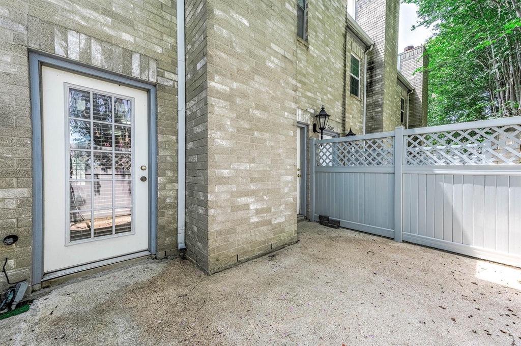 6000 Reims Road - Photo 21