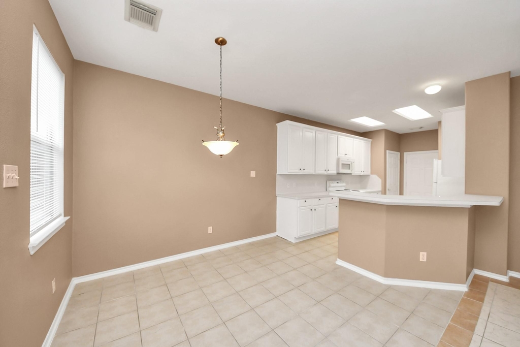 6019 Pennworth Lane - Photo 11