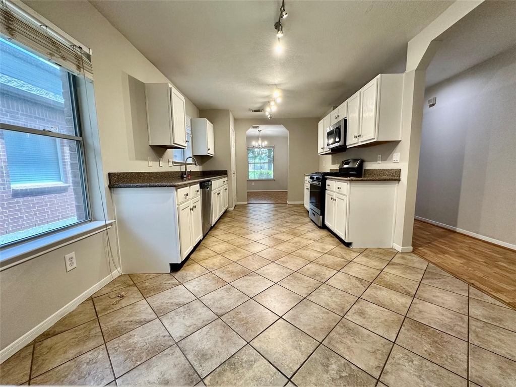 21907 Willow Downs Drive - Photo 6