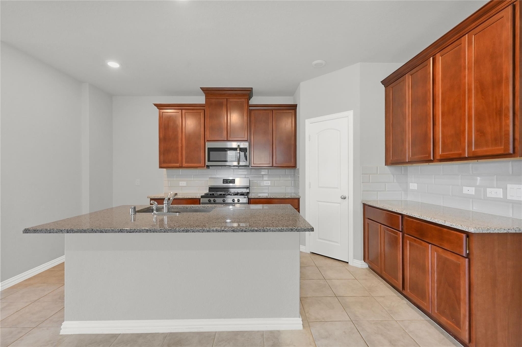 175 Gray Pine Grove - Photo 10