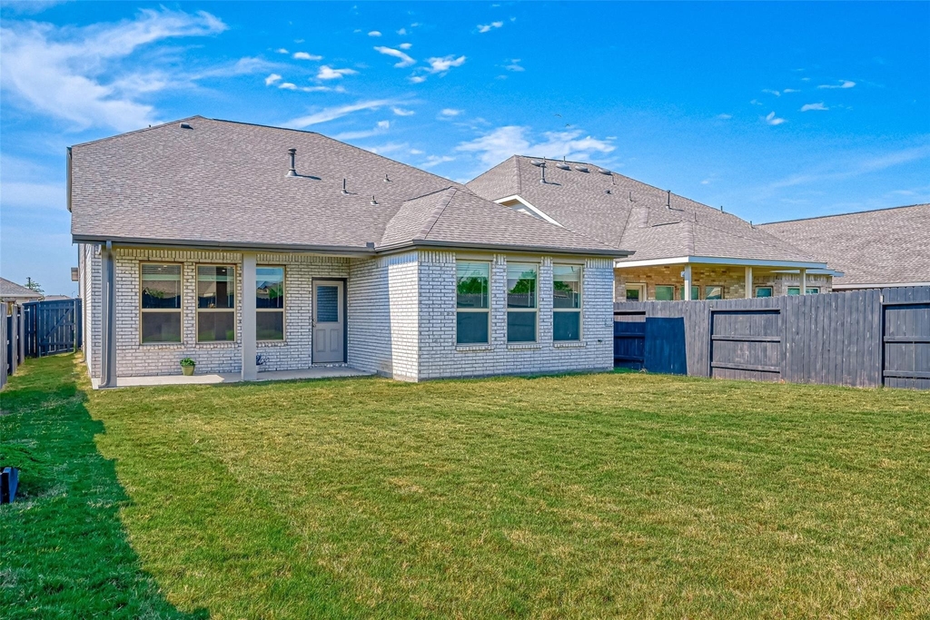 30822 Lake Spur Manor - Photo 46